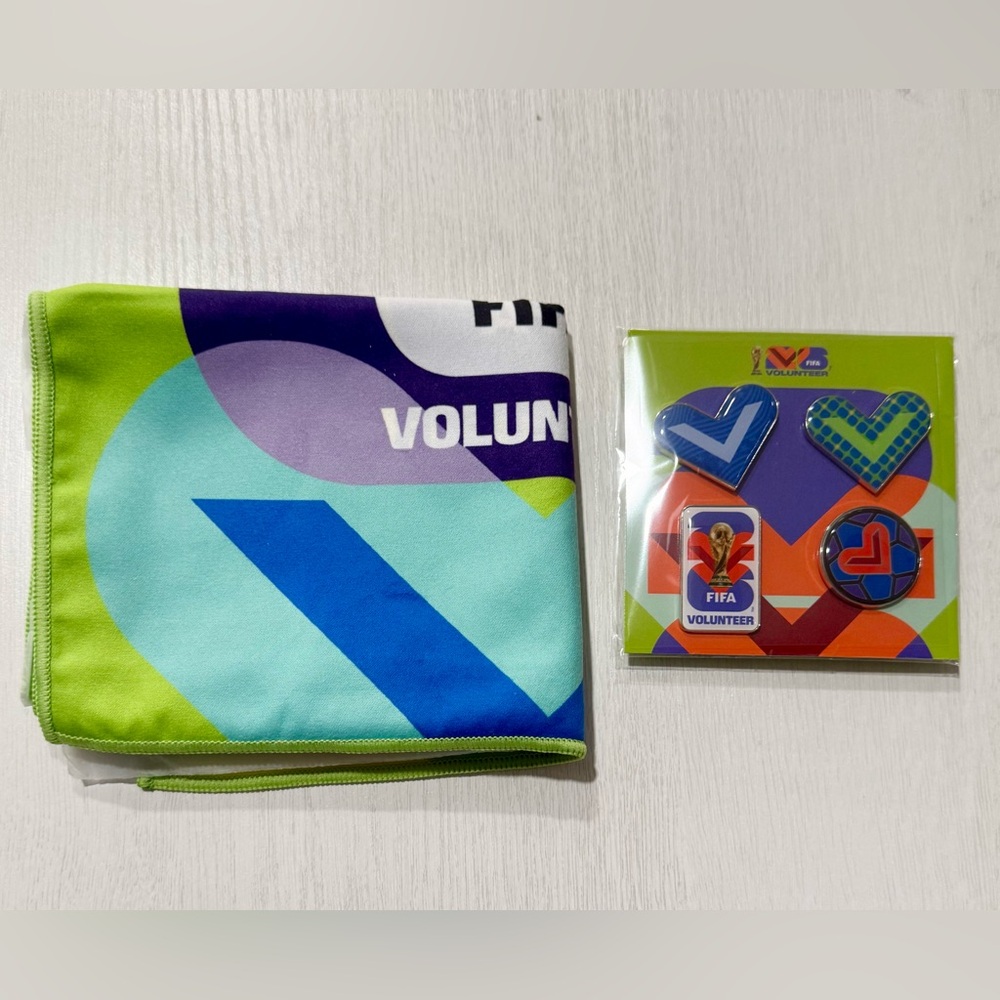 FIFA World Cup 2026 Volunteer Cooling Towel & Pins NEW!
